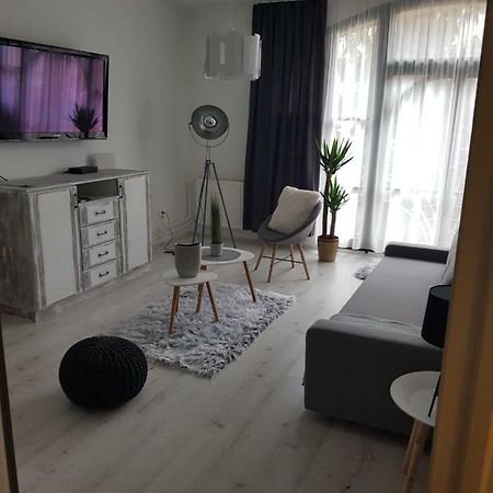 Downtown'S Pearl Apartment Beci Exterior foto