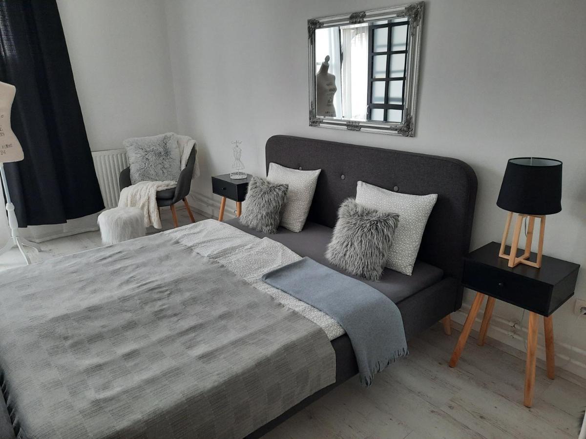 Downtown'S Pearl Apartment Beci Exterior foto